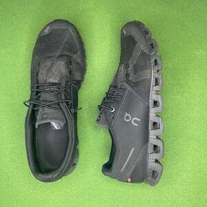 On Running Cloud 5 Low-Top Sneakers All Black